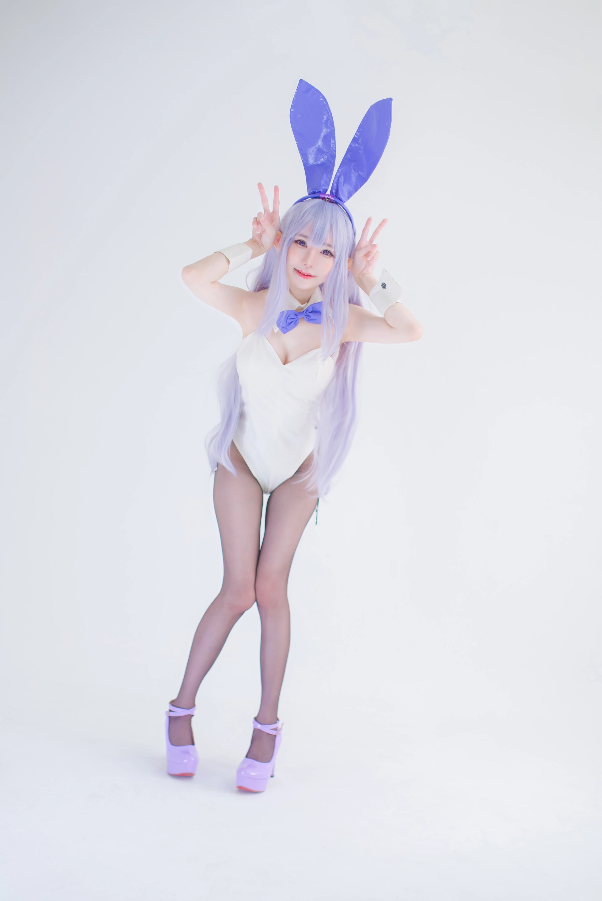 064.Sally Dorasnow – Emilia BunnyGirl 0